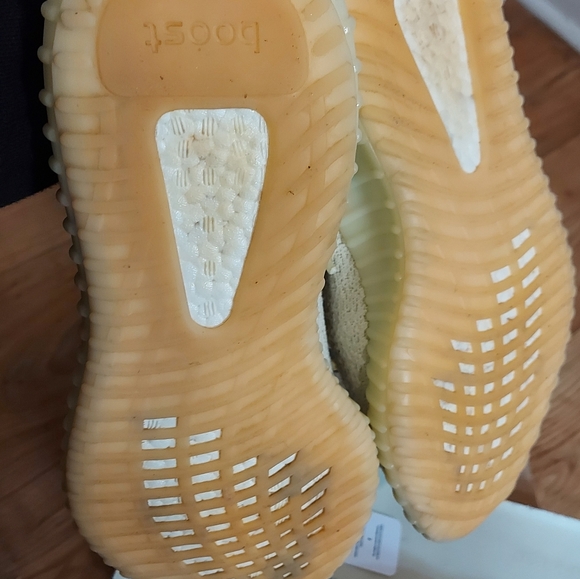 Yeezy butter - Picture 1 of 4